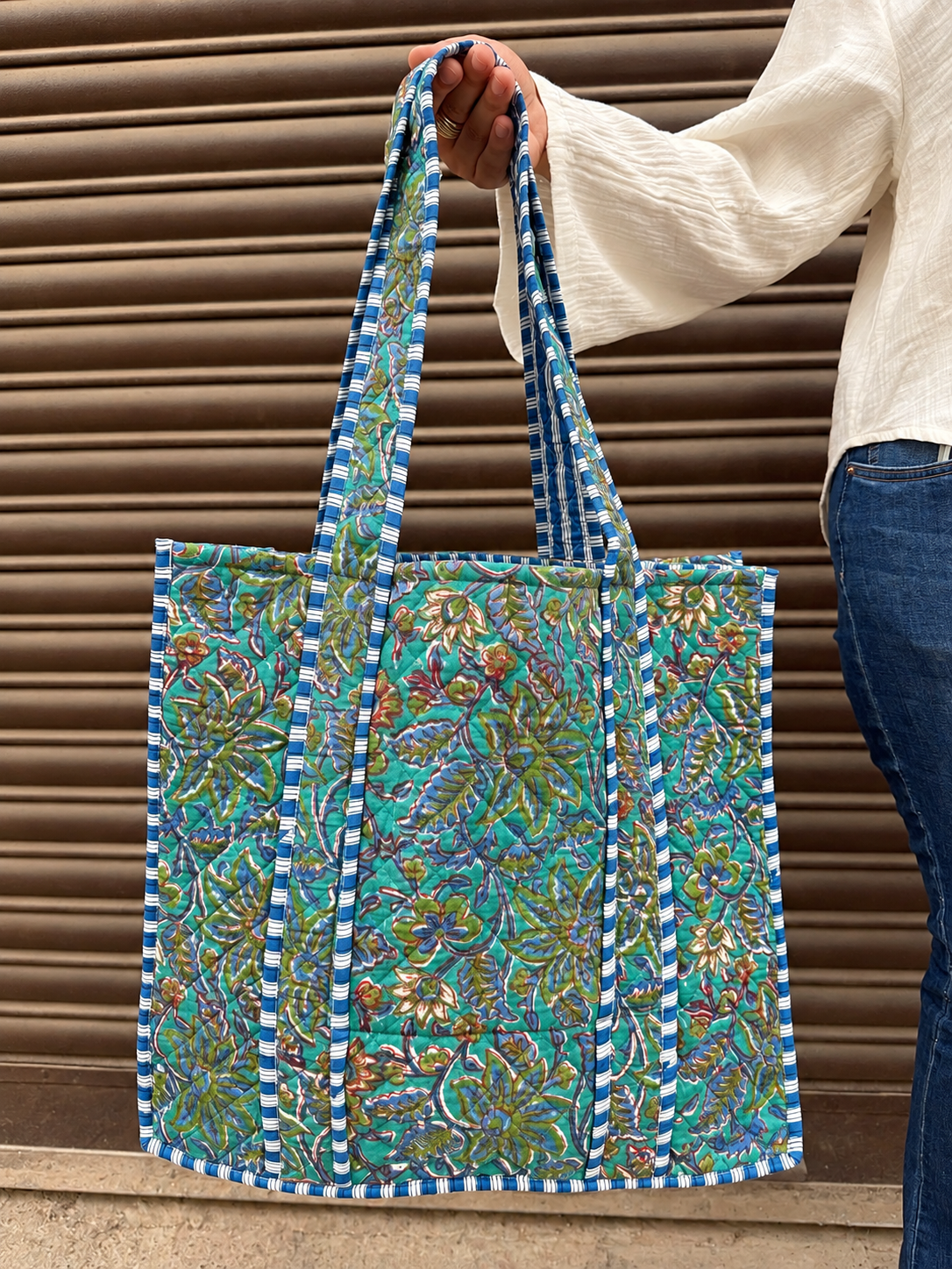 Everywhere Tote in Emerald Garden